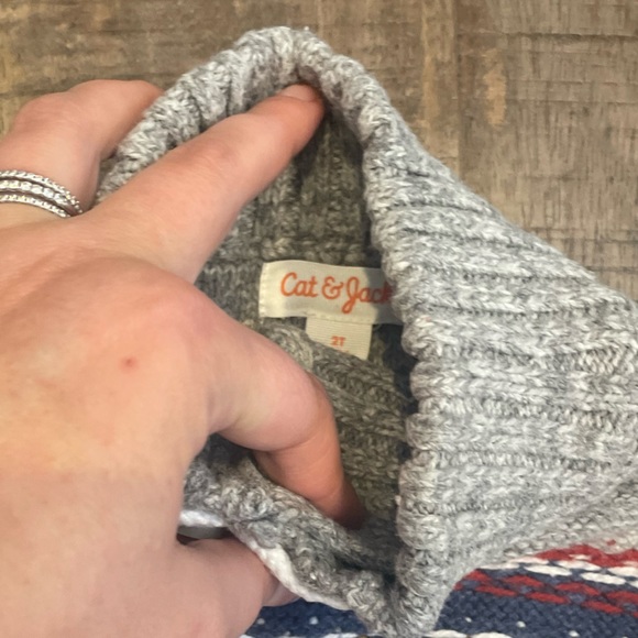 Cat & Jack Toddler Grey Boy Sweater with Toggle Closure - Size 2T - NWOT - Picture 4 of 4